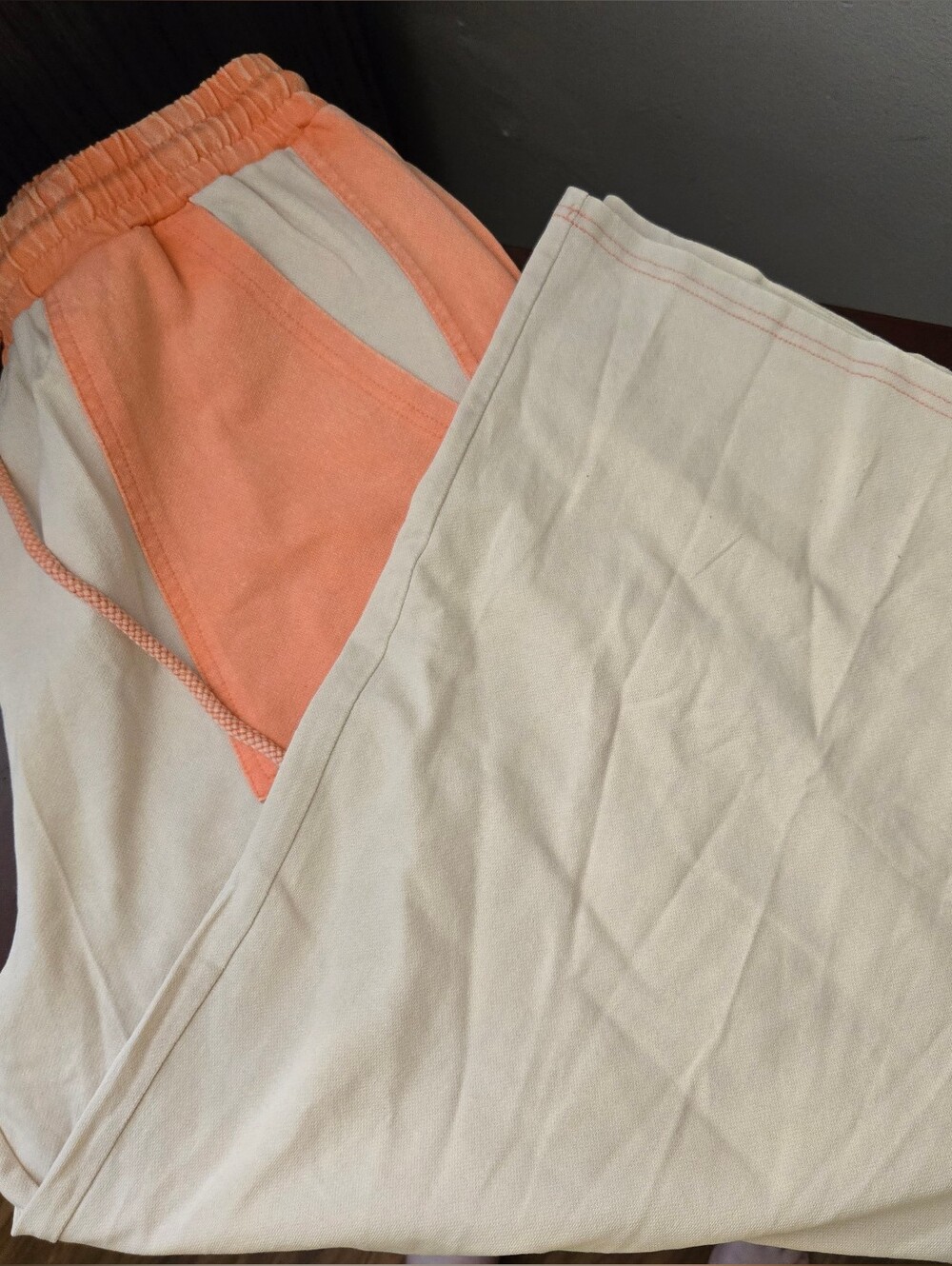 mittoshop Peach and Cream Colorblock Joggers
